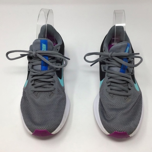 Nike Downshifter 9 Gray Running Sneaker - Picture 4 of 11